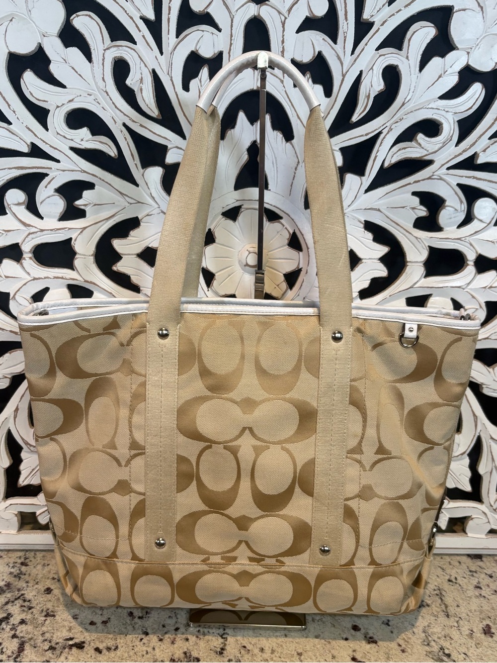 Coach Daisy F16554 Tan & White Signature Canvas Tote